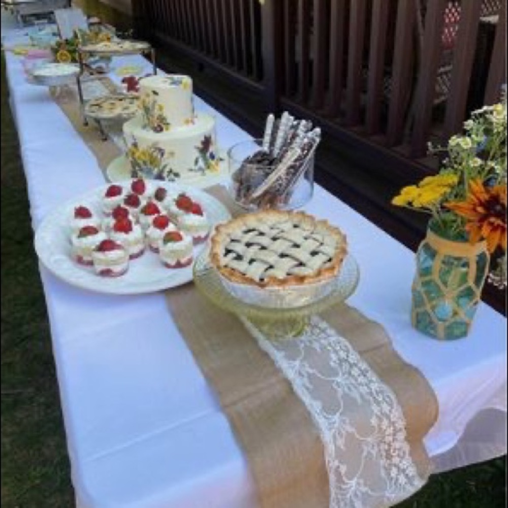 Burlap and Lace Table Runner